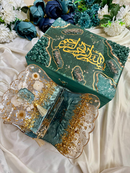Elegant Green Resin Quran Rehal Set